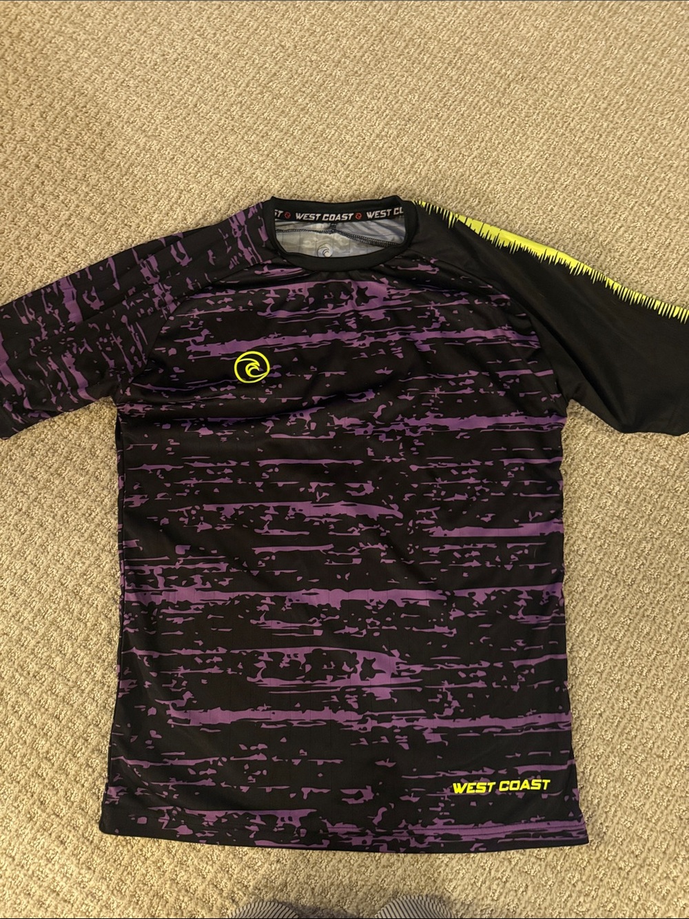 Unisex West Coast Goalkeeping Glitch training jersey purple black neon sz Small